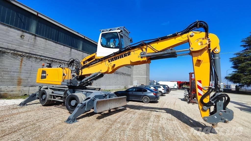 Liebherr LH 30 M Waste / Industry Handlers