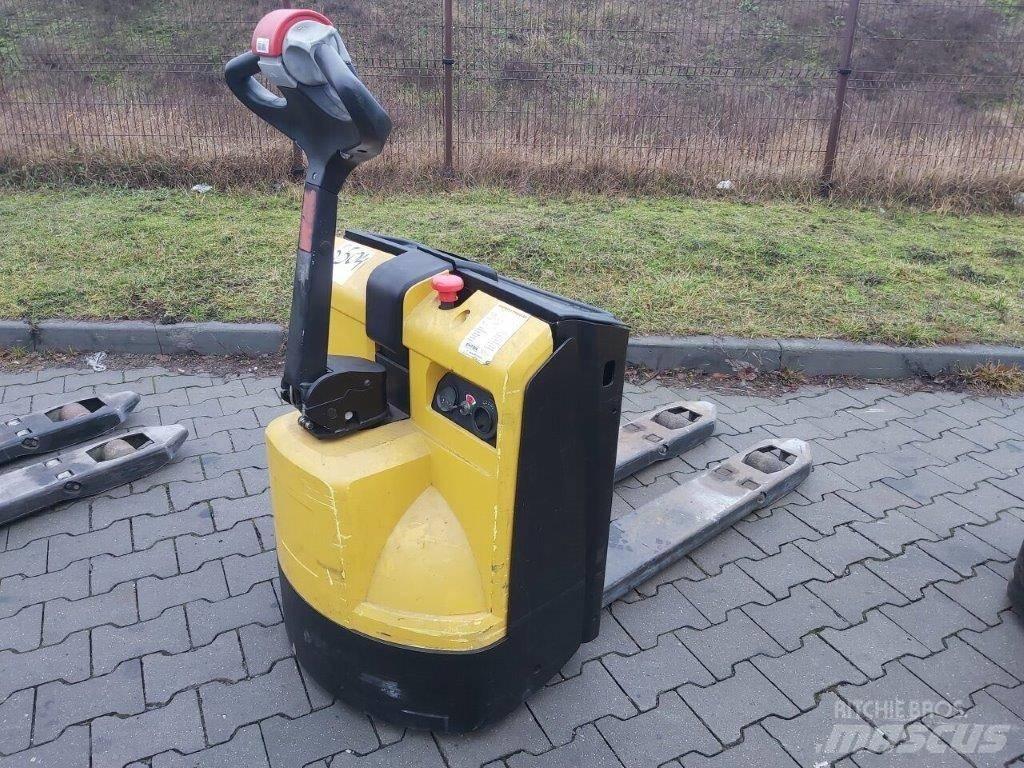 Yale MP16 Electric Forklifts