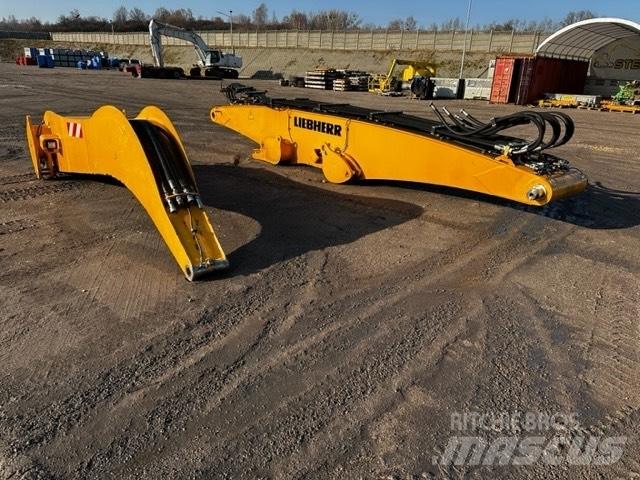 Liebherr A 934 C HD Booms and dippers