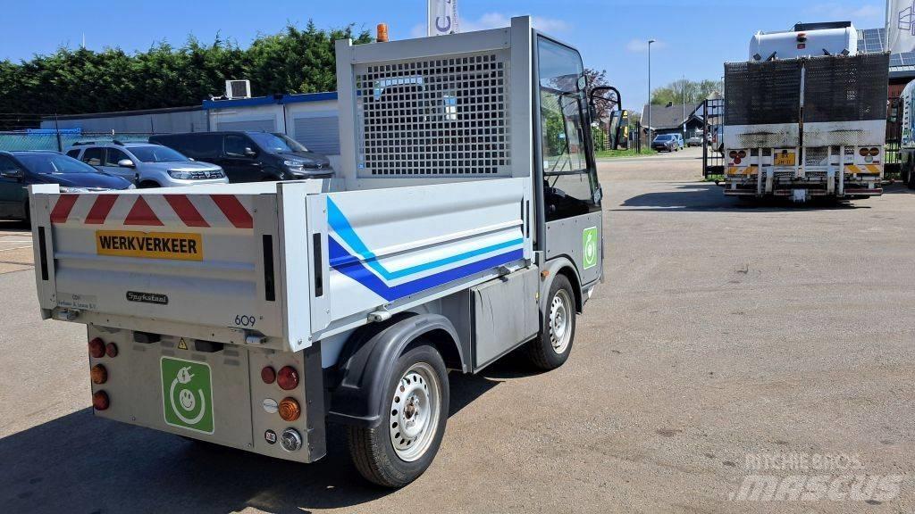 Spijkstaal 1000 Pickup Trucks