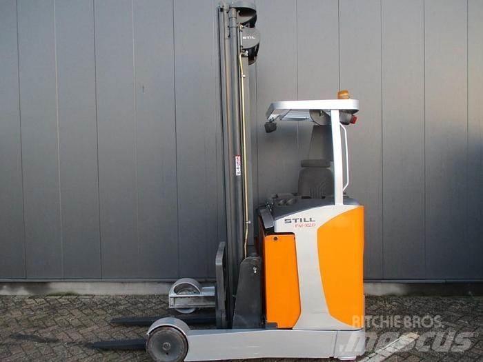 Still FM X20 Reach trucks