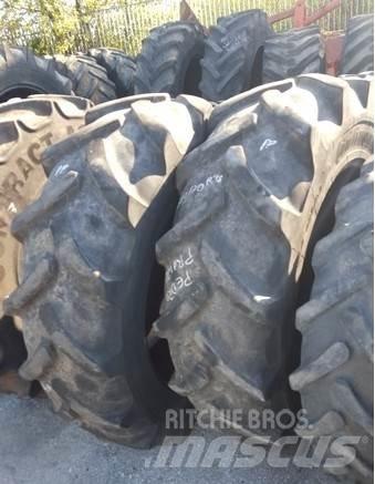  Pneus 13.6R28 Tires, wheels and rims