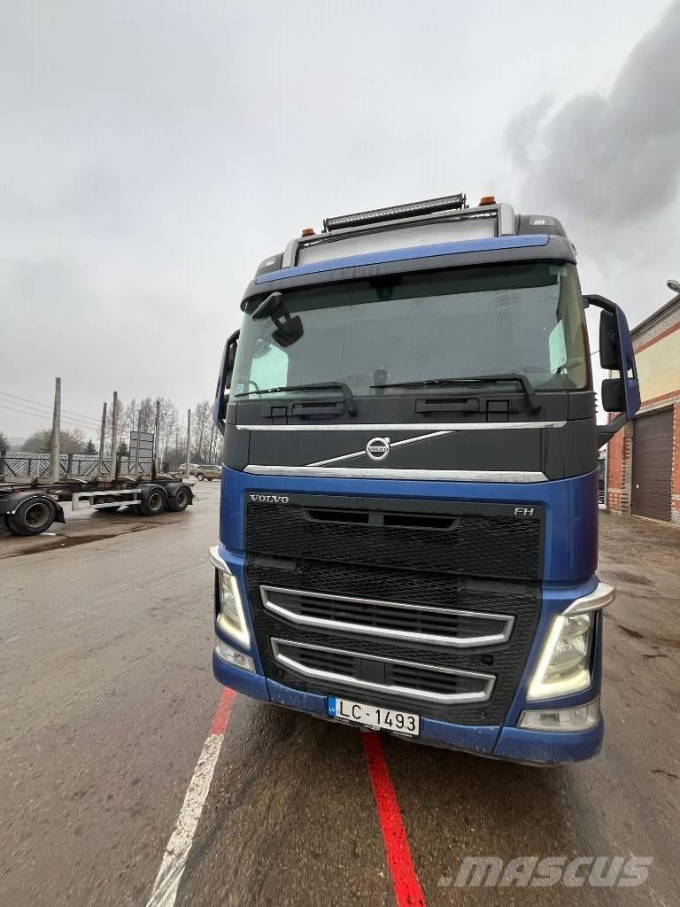 Volvo FH Log trucks