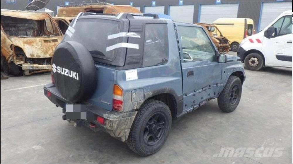Suzuki Vitara 1 Automobiles / SUVS