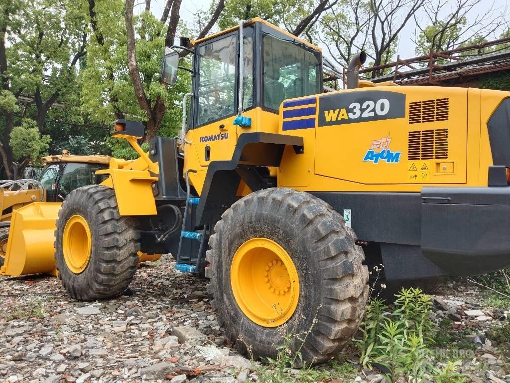 Komatsu WA320-5 Wheel Loaders