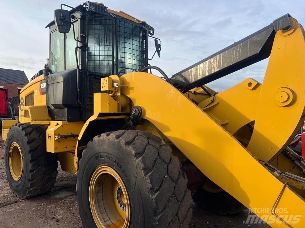 CAT 930 M Wheel Loaders