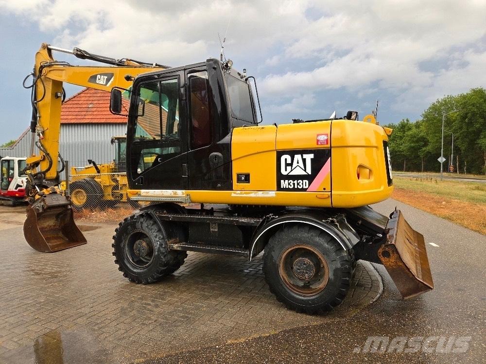 CAT M313D Wheeled Excavators