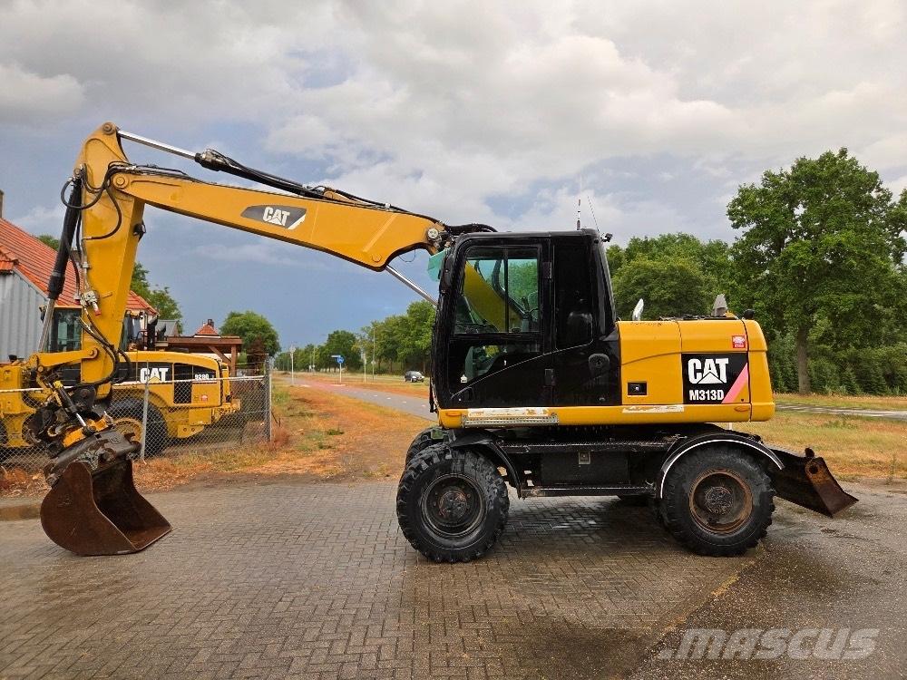 CAT M313D Wheeled Excavators