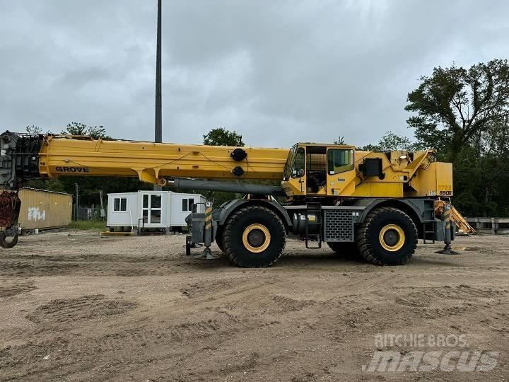 Grove RT 890 E Rough Terrain Cranes