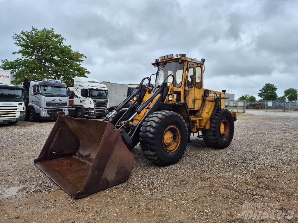 Volvo BM 4300 Wheel Loaders