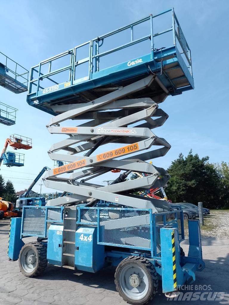 Genie 5390 Scissor Lifts