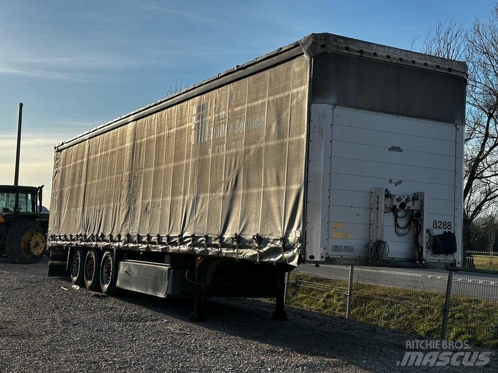 Schmitz SCS 24 L Curtain Side Trailers
