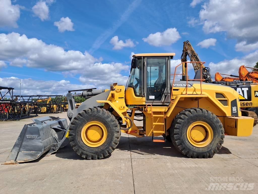 Volvo L105 Wheel Loaders