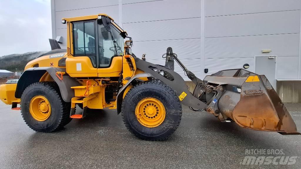 Volvo L90H Wheel Loaders