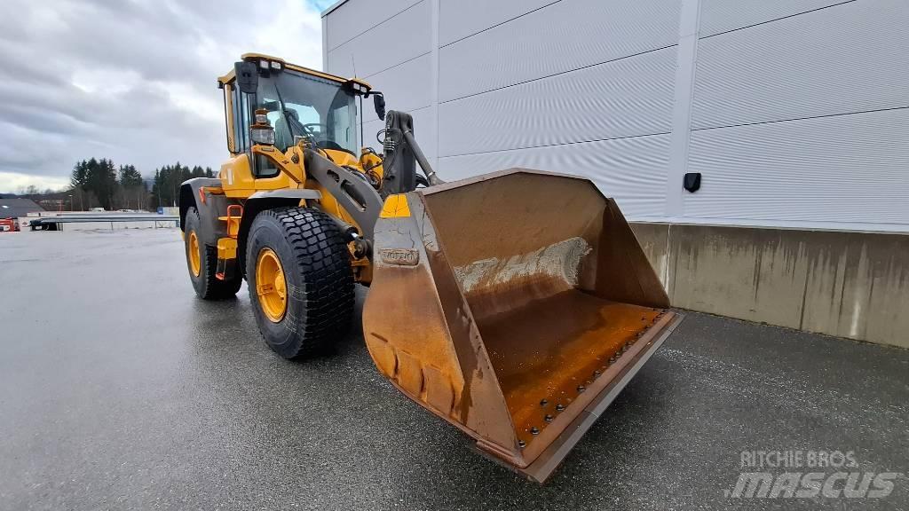 Volvo L90H Wheel Loaders
