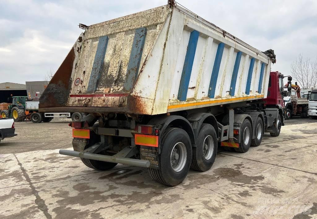 Iveco Trakker 480 Conventional Trucks / Tractor Trucks