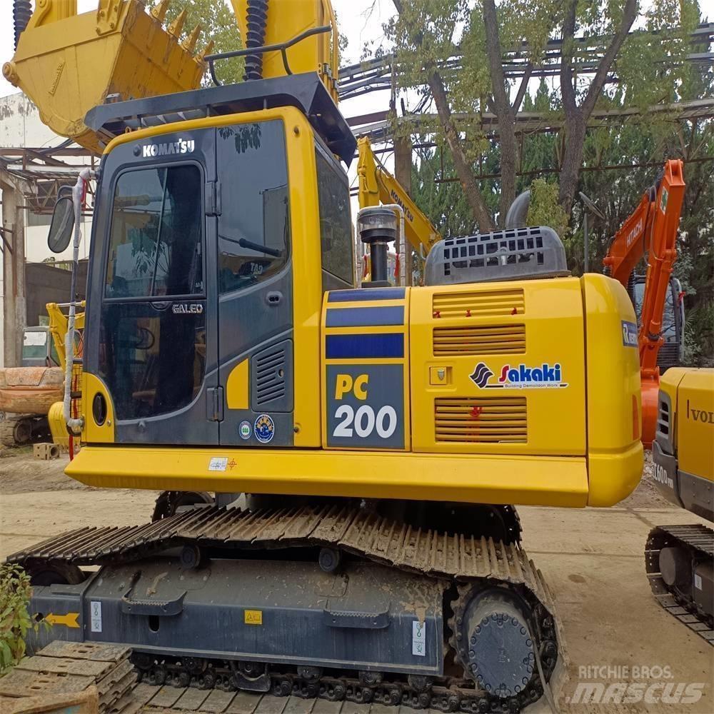 Komatsu PC 200 Crawler Excavators