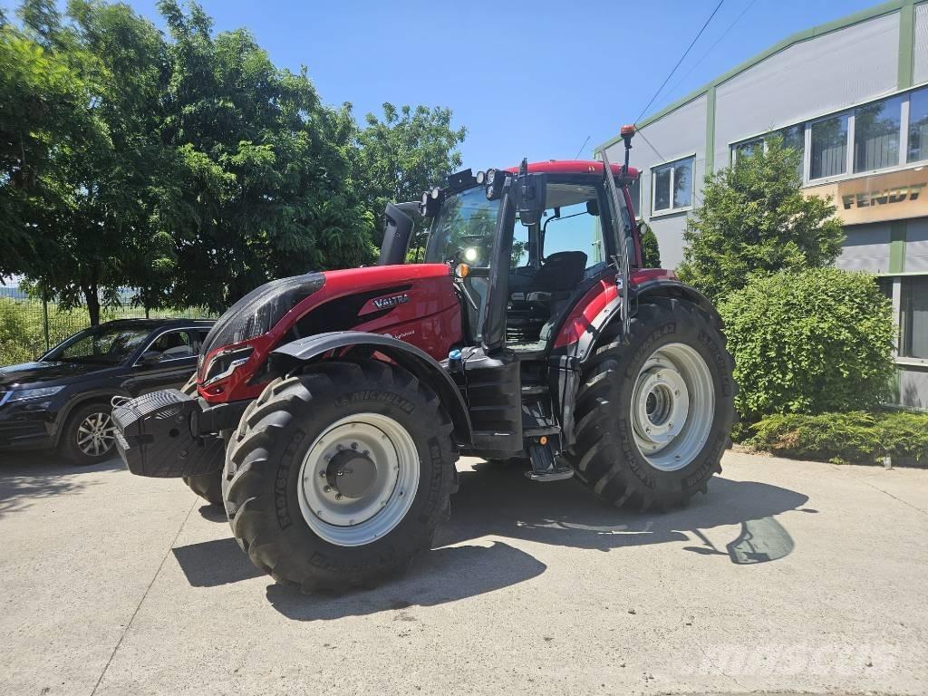 Valtra T 195 Active Tractors