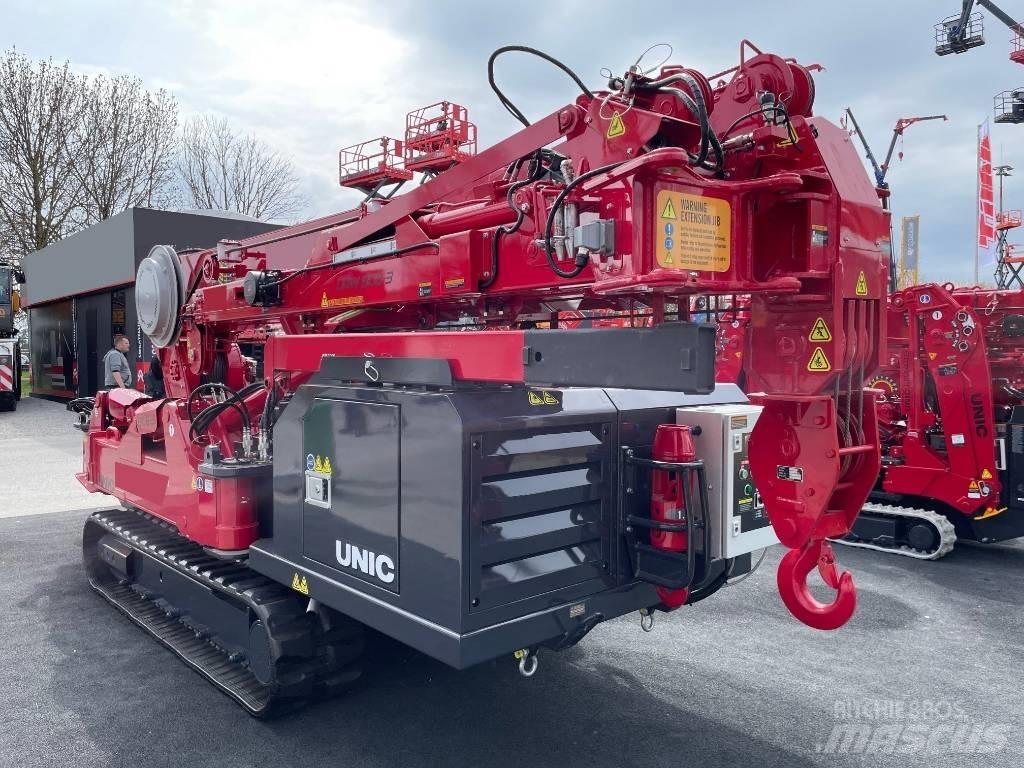 Unic URW-806-3 Mini cranes