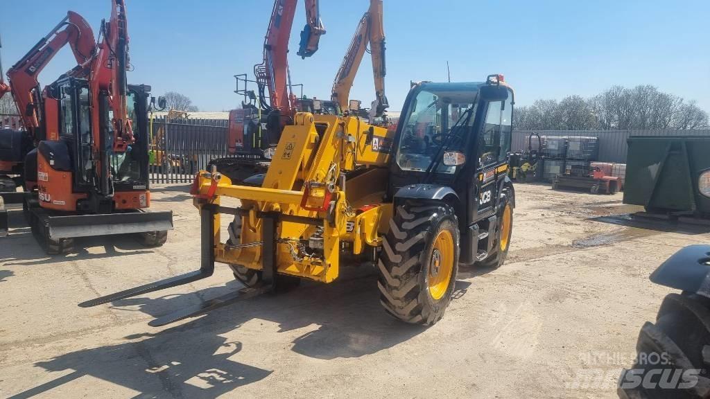 JCB 541-70 Agri Xtra Telehandlers for Agriculture