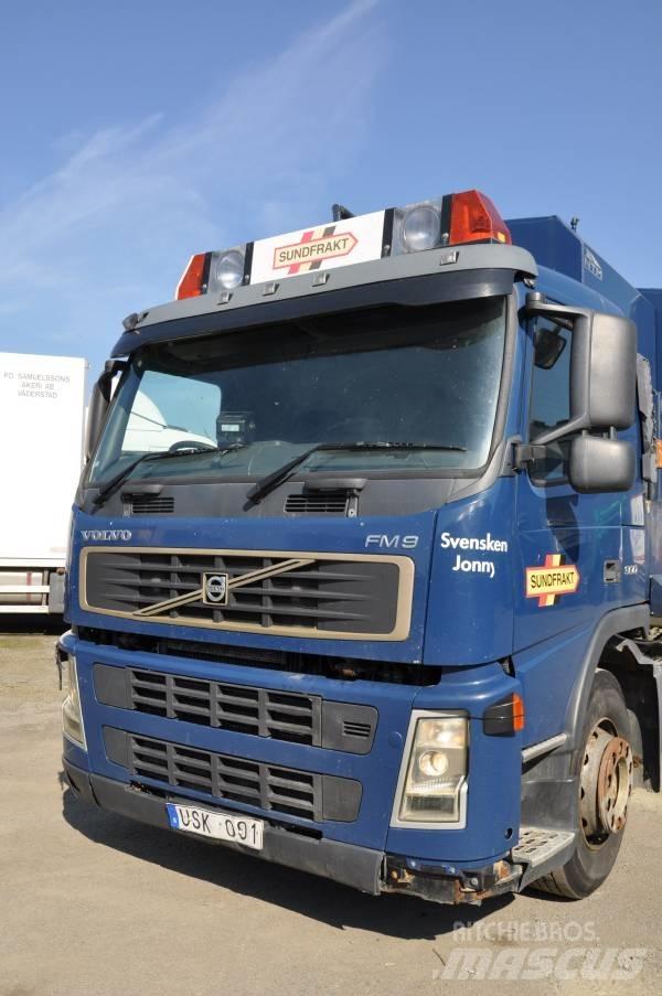 Volvo FM9 4X2 300 Garbage Trucks / Recycling Trucks