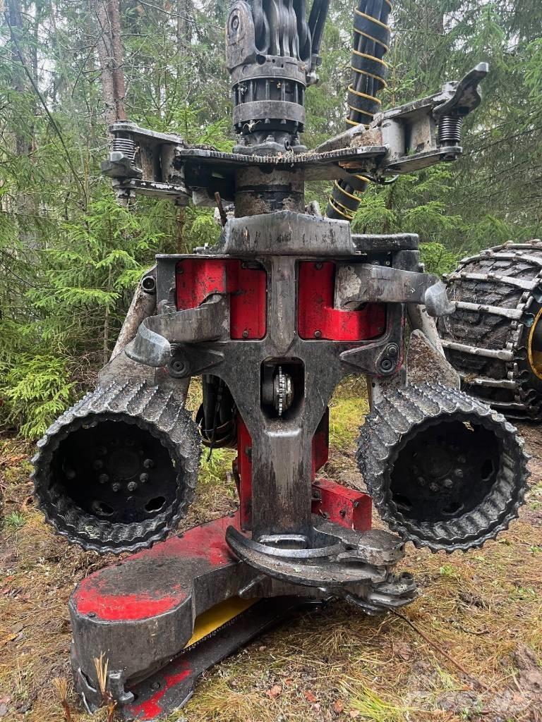 Log Max 5000 Harvester Heads