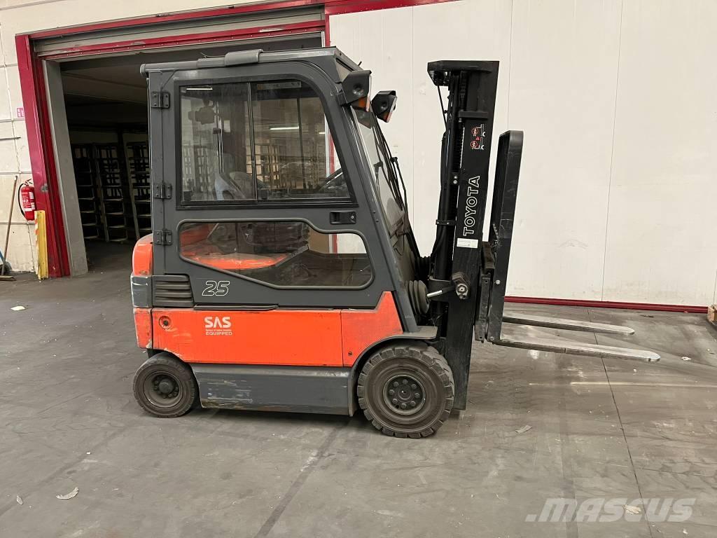 Toyota 7 FBMF 25 Electric Forklifts
