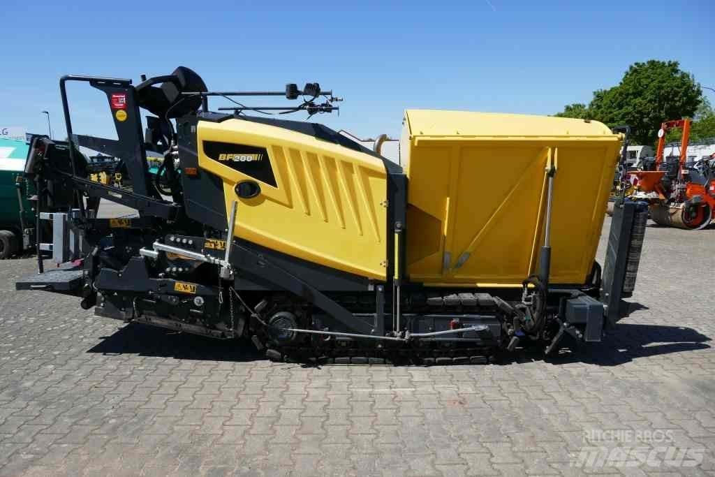 Bomag BF 200 C-2 Small Asphalt Machines