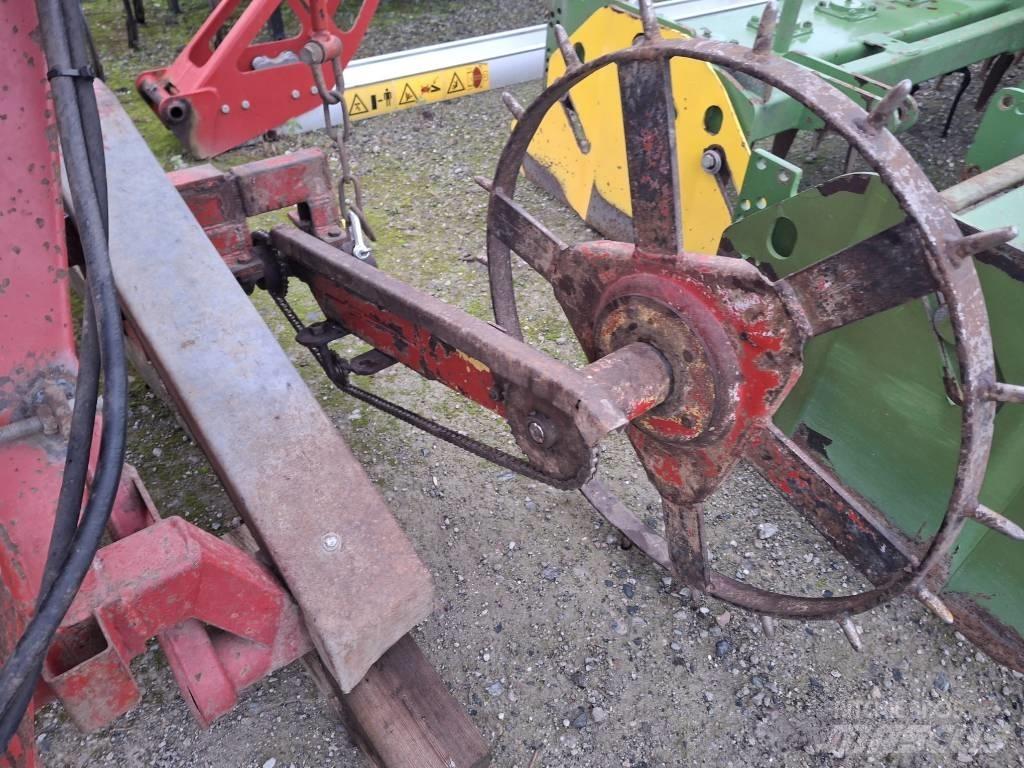 Kverneland Accord Drills