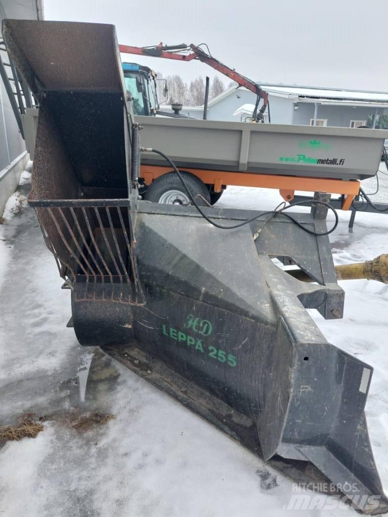 Leppä HD 255 Snow Blowers