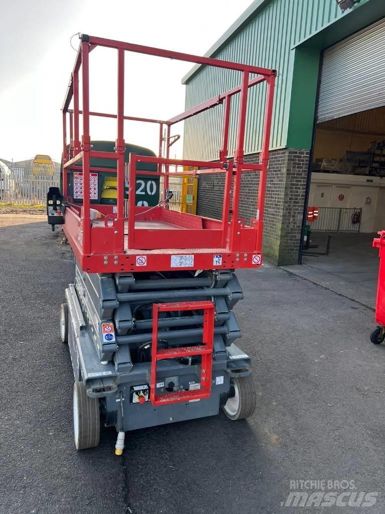 SkyJack SJ 4732 Scissor Lifts