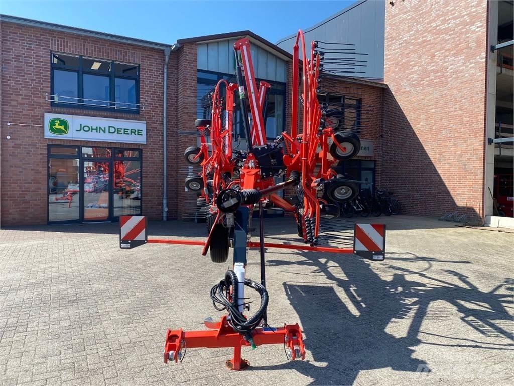 Kuhn GA8030 Swathers/ Windrowers