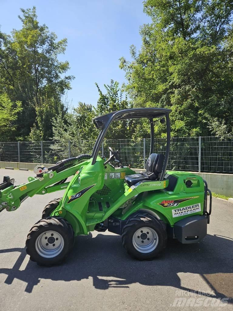 Avant e527 Multi purpose loaders