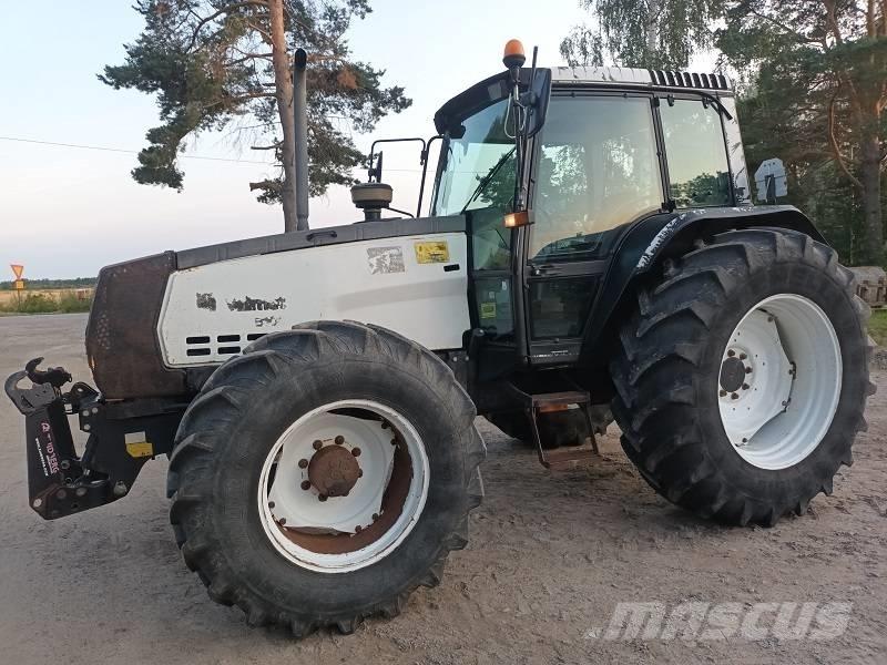 Valmet 8100 Tractors