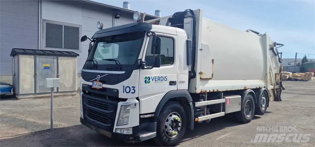 Volvo FM 330 Garbage Trucks / Recycling Trucks