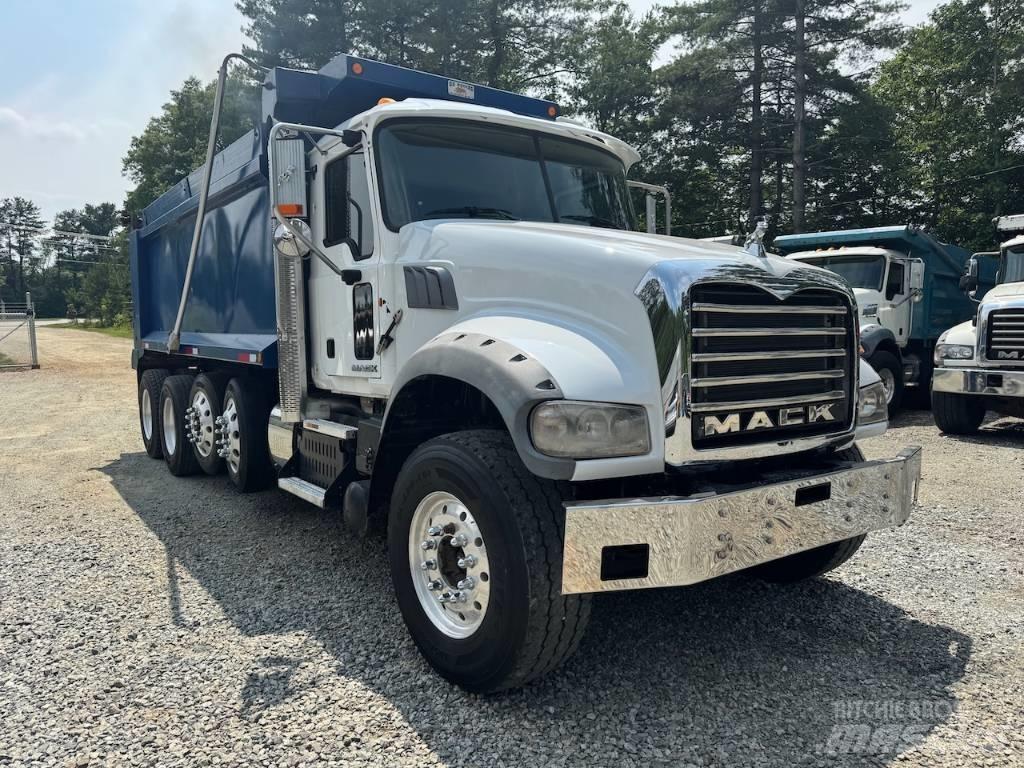 Mack Granite GU 713 Dump Trucks