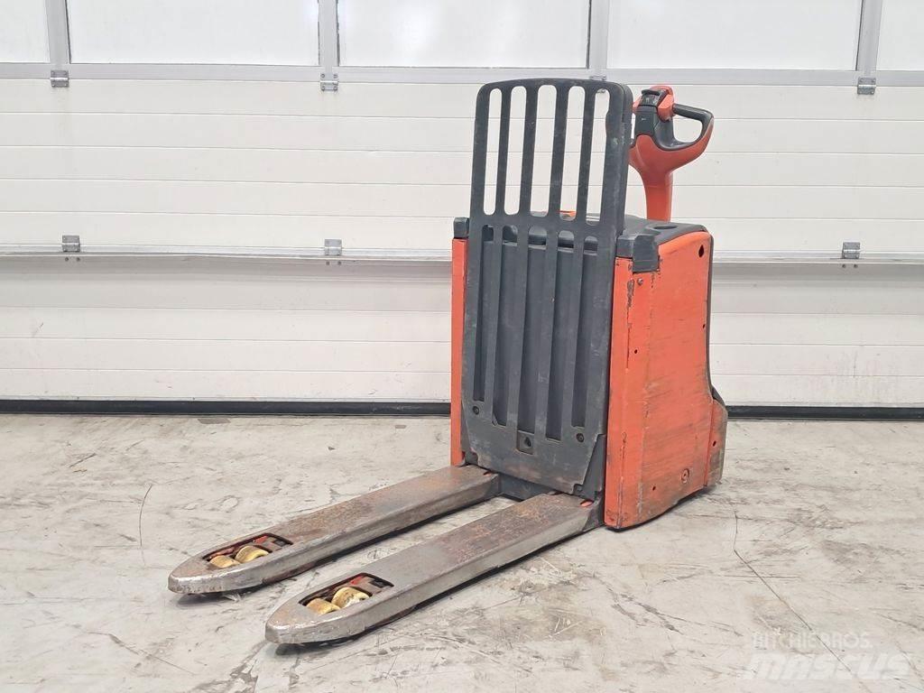 Linde T16L Pallet Truck