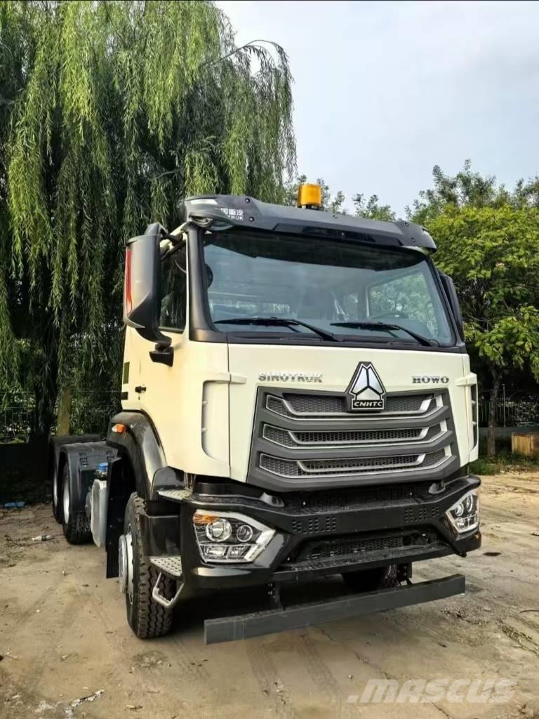 Howo 380 6x4 Conventional Trucks / Tractor Trucks