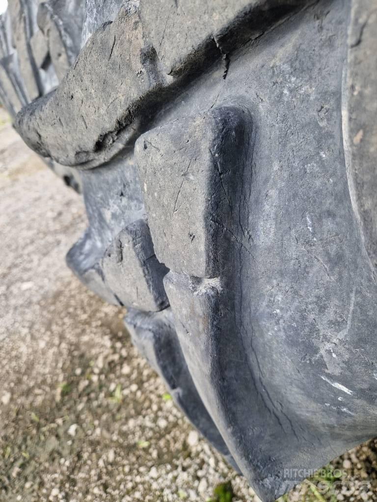 JCB 531-70 Tires, wheels and rims