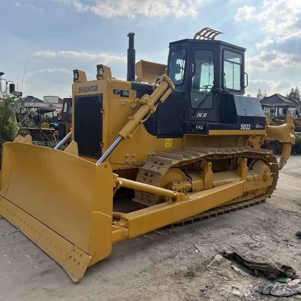 Shantui SD 22 Crawler dozers