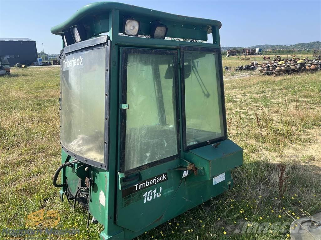 Timberjack 1010 Cabins and interior