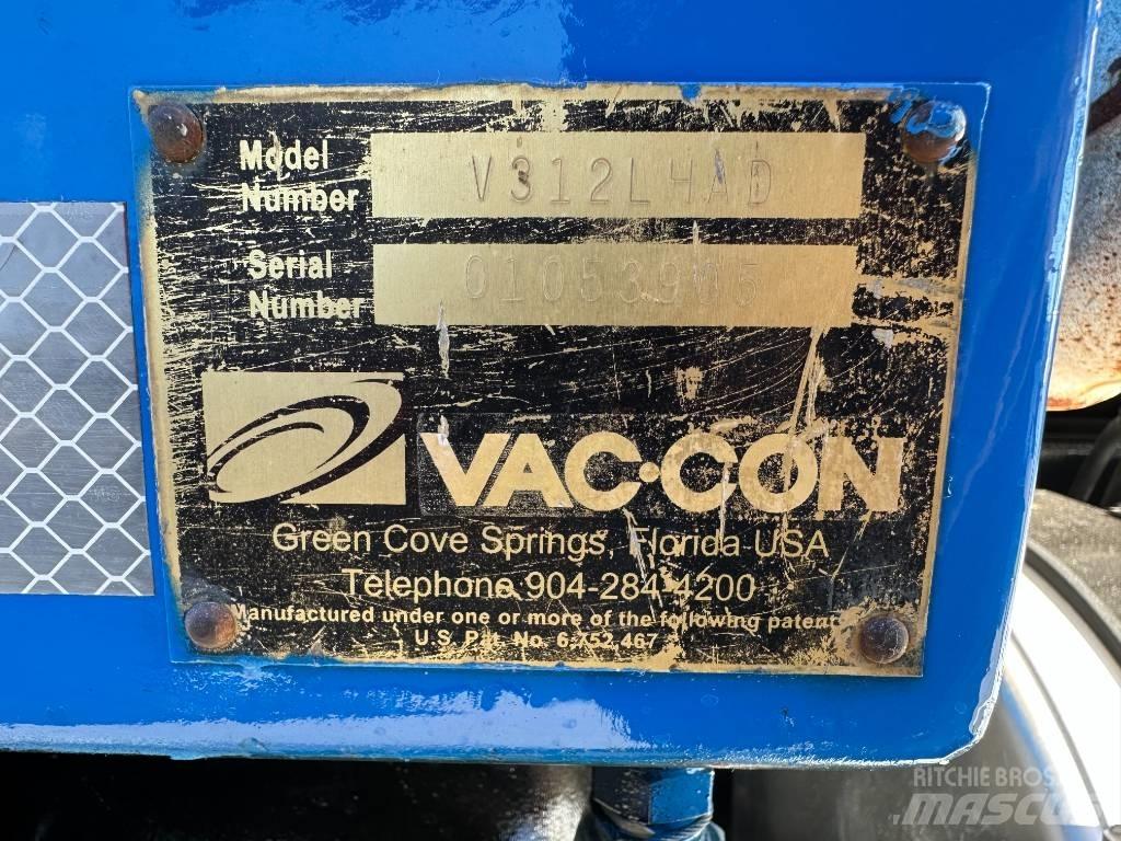 Sterling L 7500 Vacuum Trucks