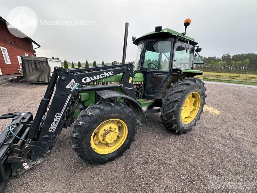 John Deere 2140 Tractors