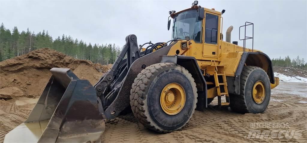 Volvo L220E Wheel Loaders