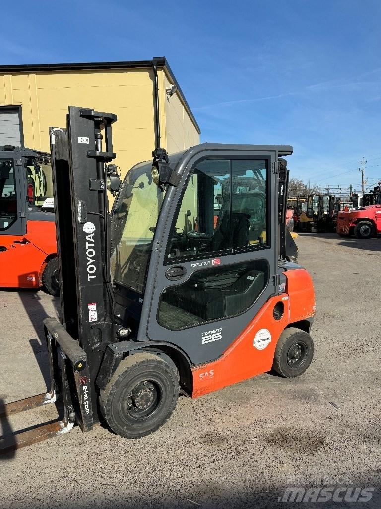 Toyota 52-8FDF25 Diesel Forklifts