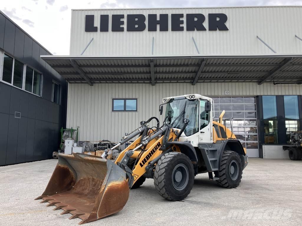 Liebherr L 526 Wheel Loaders