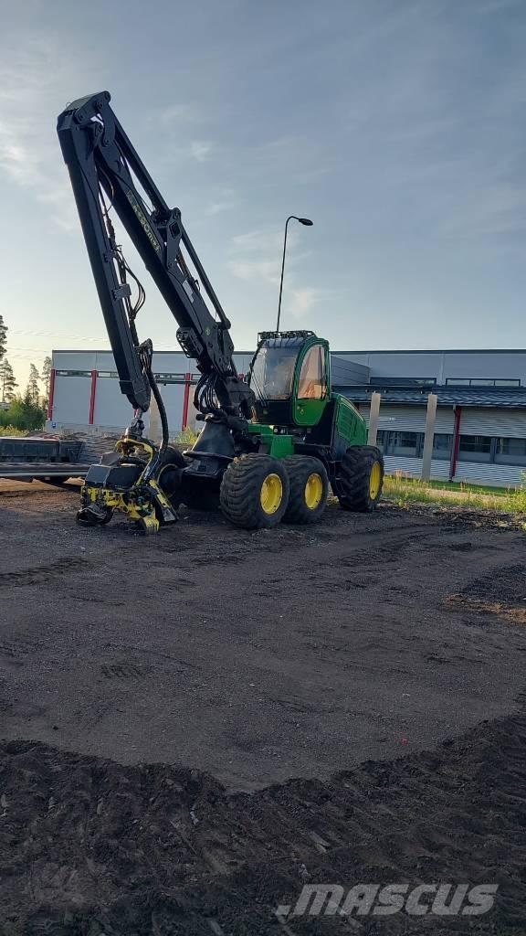 John Deere 1270 E Harvesters