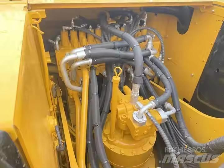 CAT CAT320D2 Mini excavators  7t - 12t