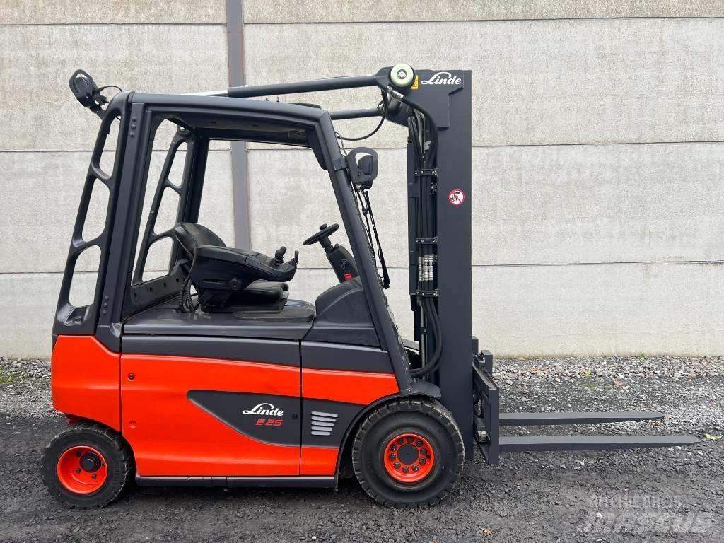 Linde E25-01 Electric Forklifts