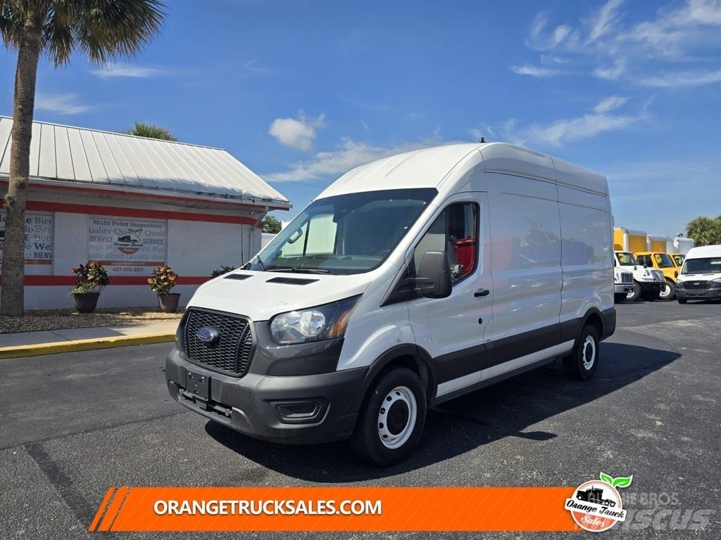 Ford Transit 250 Panel vans